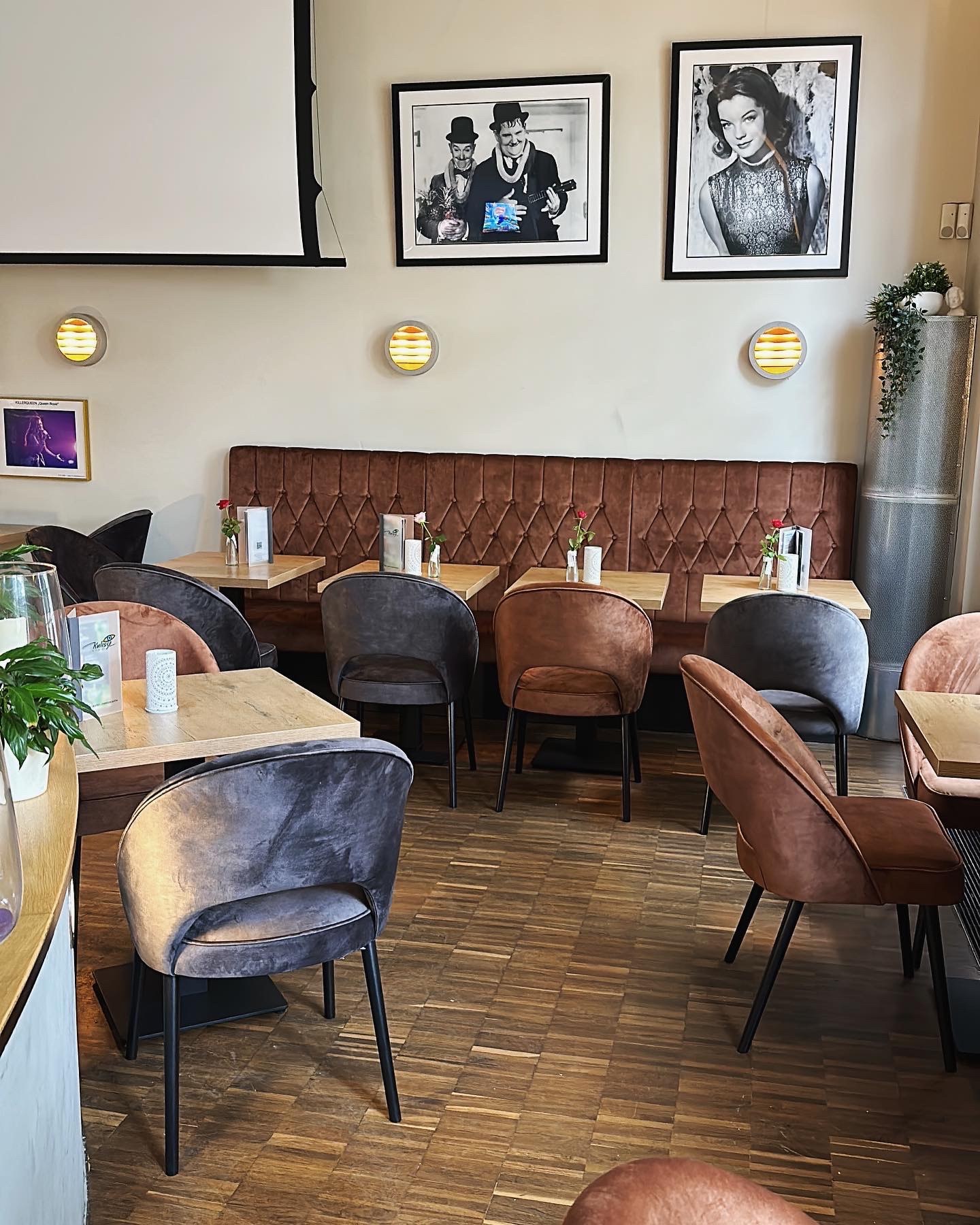 Bistro der Kulisse mit flexibler Einrichtung