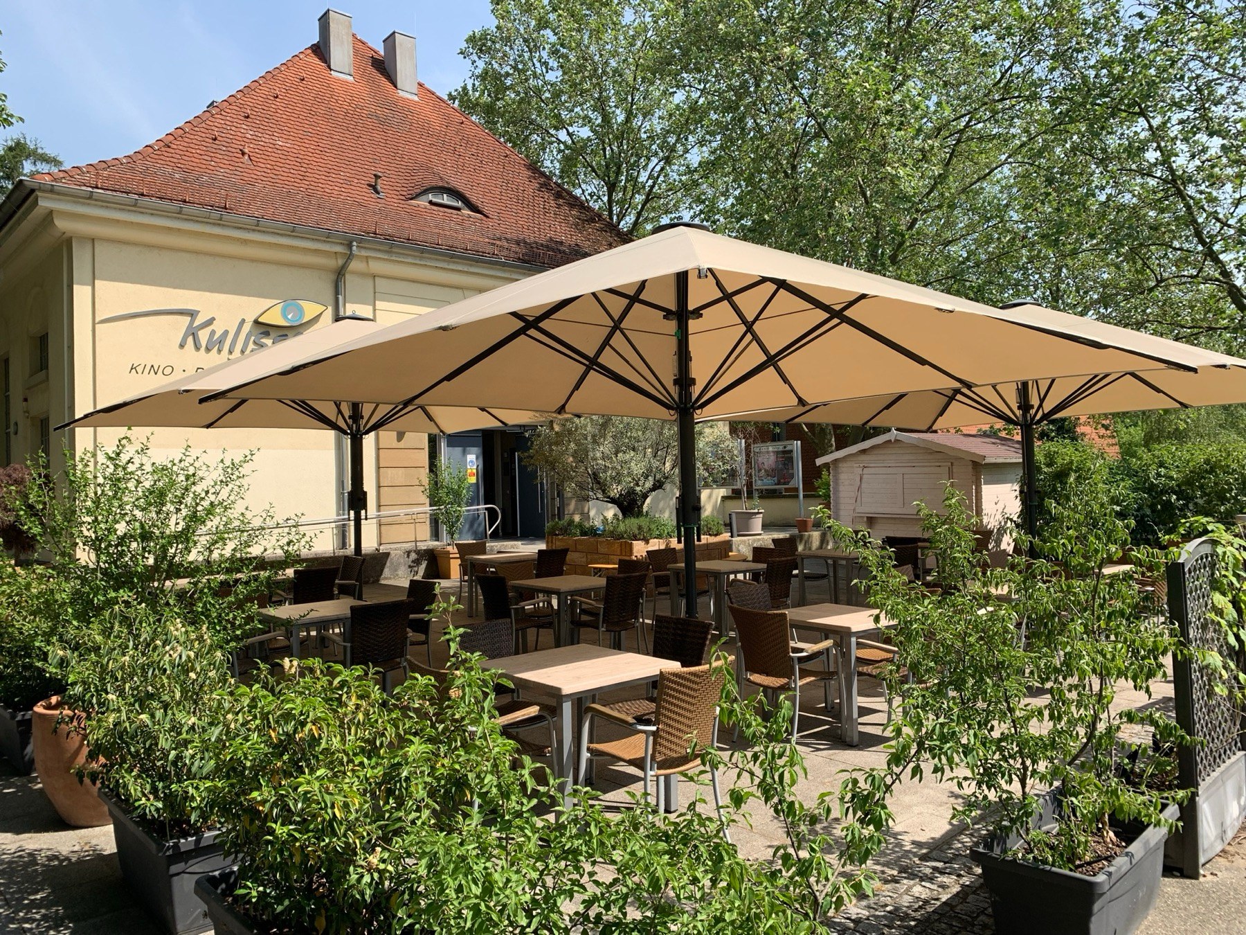 Grüner Außenbereich der Kulisse Ettlingen